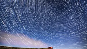 FOTO Fenomen astronomic inedit. Prima ploaie de meteoriţi din 2021