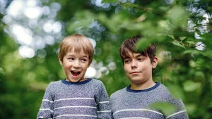 Fratele mai mare sau mai mic? Implicaţii în comportamentul şi personalitatea copilului