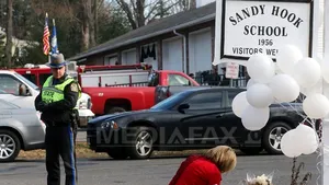 Paznici înarmaţi în şcolile din mai multe state americane
