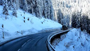 Perioada în care vehiculele cu masa peste 7,5 tone vor circula cu restricţii pe DN7