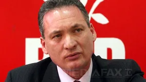 Referat DNA: Senatorul Cordoş şi-a trimis fiica, după percheziţii, să ascundă o geantă cu acte