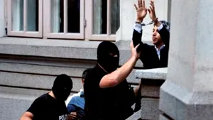 Patronul OTV Dan Diaconescu şi realizatorul Doru Pârv, arestaţi pentru 29 de zile - VIDEO