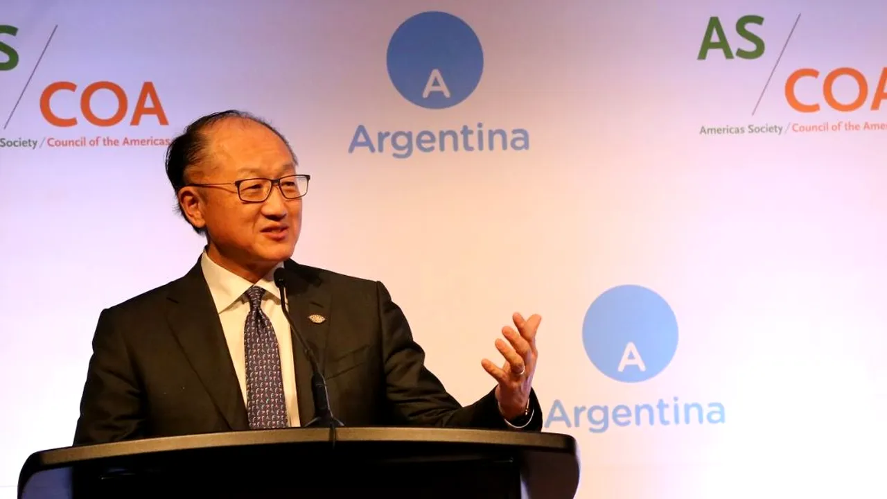 Jim Yong Kim a DEMISIONAT din funcţia de preşedinte al Băncii Mondiale