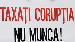 Proteste spontane la SGA Vrancea și Bacău. Protestatarii au afișat salariile „nesimțite”