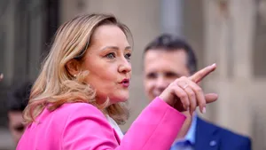Elena Lasconi: Eu nu o să îl iau niciodată consilier pe Cioloș. Nu vreau!