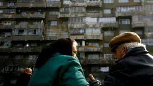Preţul mediu la care sunt scoase la vânzare locuinţele s-a redus în primele şase luni cu 5,3%