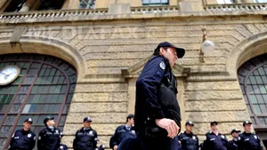 Guvernul turc a demis 500 de poliţişti la Ankara, în urma scandalului de corupţie vizând puterea