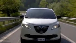 AutoItalia a lansat noul model Lancia Ypsilon. Ce preţ are automobilul