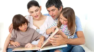 Lipsa de socializare a copiilor, semnal de alarmă pentru adulţi. Aurelia Marcoane, psihoterapeut: Copiii au nevoie de încredere totală de la părinţi