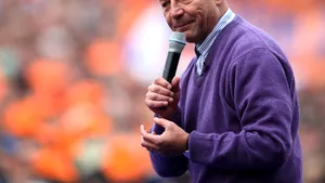 Băsescu: Ce nu ştie Viorel Hrebenciuc - movul este culoarea anului