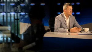 Dan Barna, despre candidatura la prezidenţiale: Nu pot să confirm. Sigur vom avea candidat / Luăm în calcul un tandem. Un partid- prezidenţiabil, altul- premierul | VIDEO