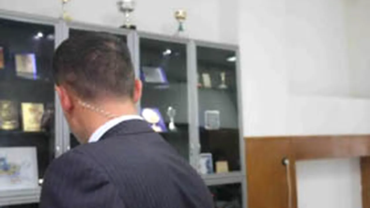 Gândul: SPP-ul a intrat în alertă din cauza unui zid proaspăt vopsit