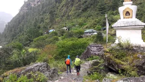 Nepalul va muta tabăra de bază de pe Everest. Gheţarul se topeşte