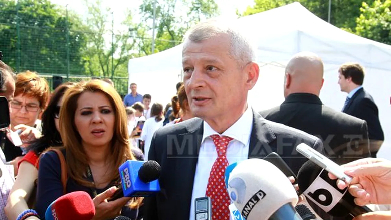 FINALA LIGII EUROPA: Cu ce echipă ţine Sorin Oprescu