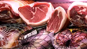 Efectele pestei porcine | Director de calitate hipermarket: În România, există o criză a aprovizionării cu carne de porc / Asociaţia Cărnii Române: Se simte o scumpire de 15-20% a cărnii de porc