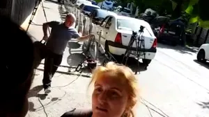 Fosta soţie a lui Dan Condrea, scandal la şcoală: Am venit să îmi iau copilul, am fost bruscată şi am chemat poliţia - VIDEO