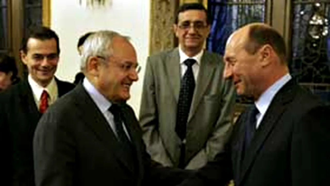 Băsescu i-a spus lui Barrot că vizita sa poate aduce clarificări pentru Guvern