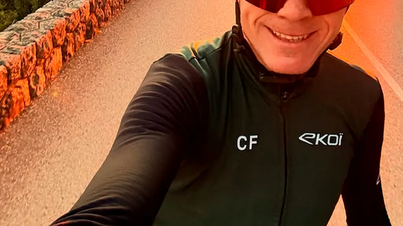 Chris Froome, câștigător de 4 ori în Turul Franței, revine pe bicicletă după accidentul din vară