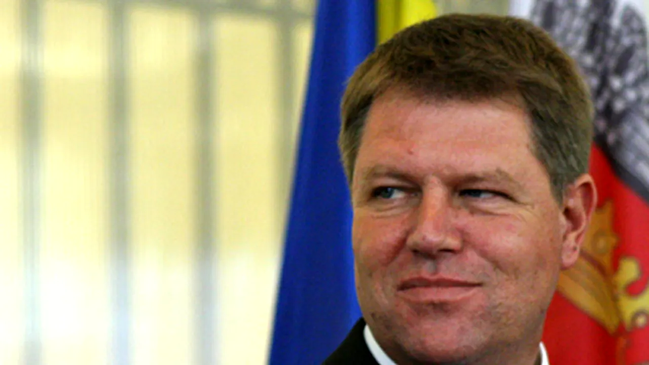 Iohannis: Îi mulţumesc lui Tăriceanu pentru apreciere, alegerile sunt însă departe