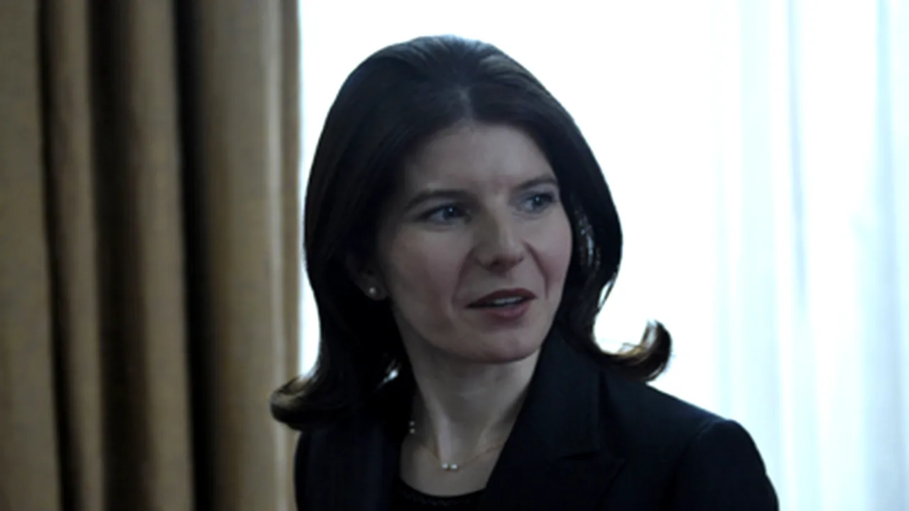Monica Iacob-Ridzi: 