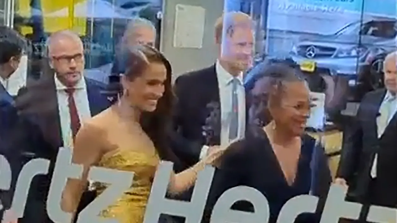 Prinţul Harry şi prinţesa Meghan solicită fotografiile paparazzilor, dar agenţia refuză: 