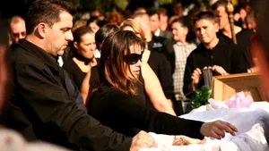 Fetiţa Laviniei Miloşovici a fost înmormântată astăzi