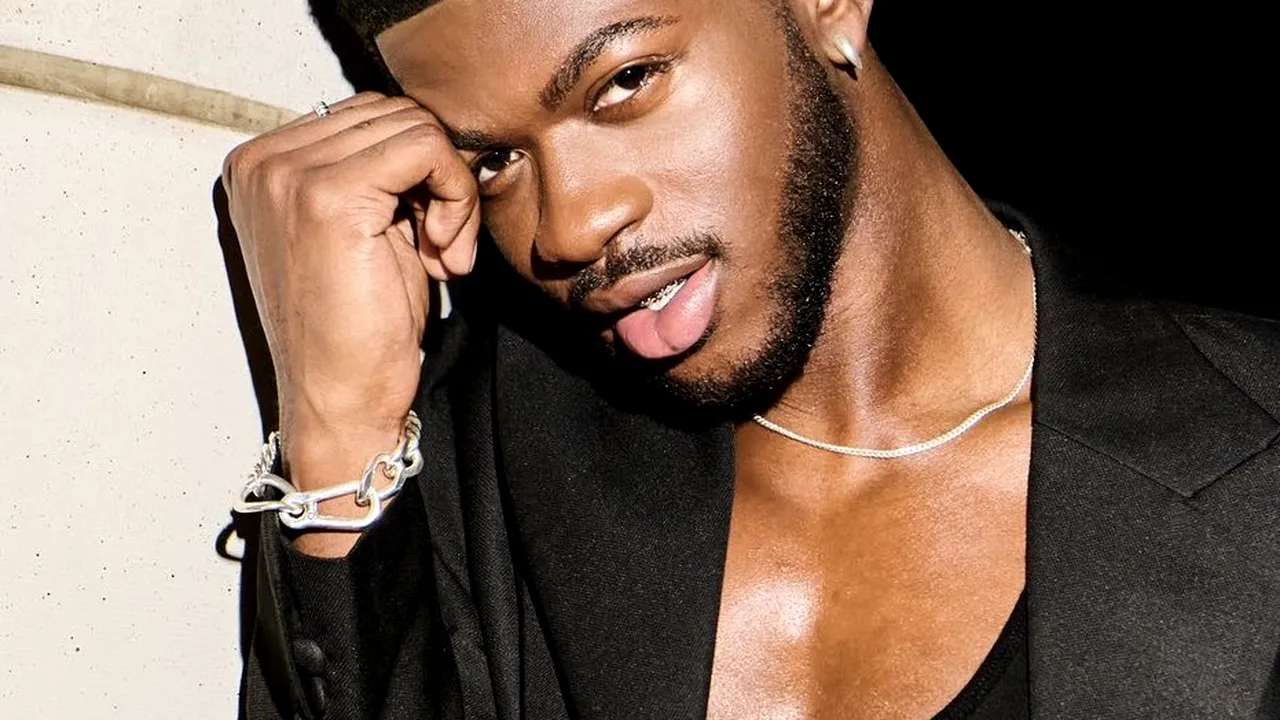 Rapperul Lil Nas X, în spital cu paralizie parțială a feței