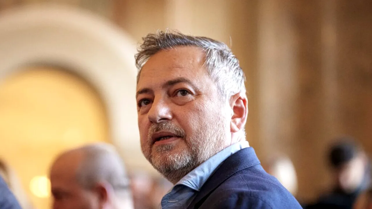 Motreanu, după anunțul PSD-AUR privind moțiunea de cenzură: Dacă au suficiente voturi să dea jos Guvernul, este firesc să își asume și responsabilitatea guvernării