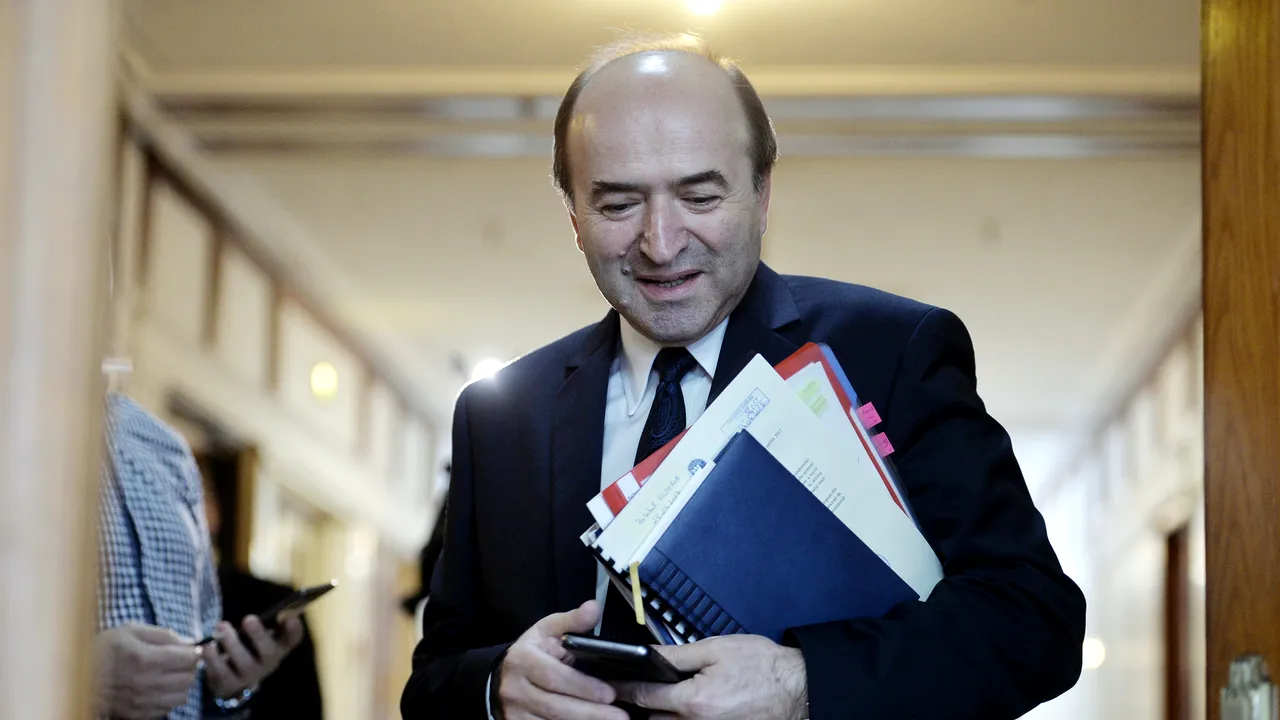 Ministrul Justiţiei: Cel mai în măsură să vorbească despre evoluţiile guvernamentale este Liviu Dragnea