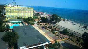 Şeful statului, nemulţumit de numeroasele construcţii de pe litoralul românesc