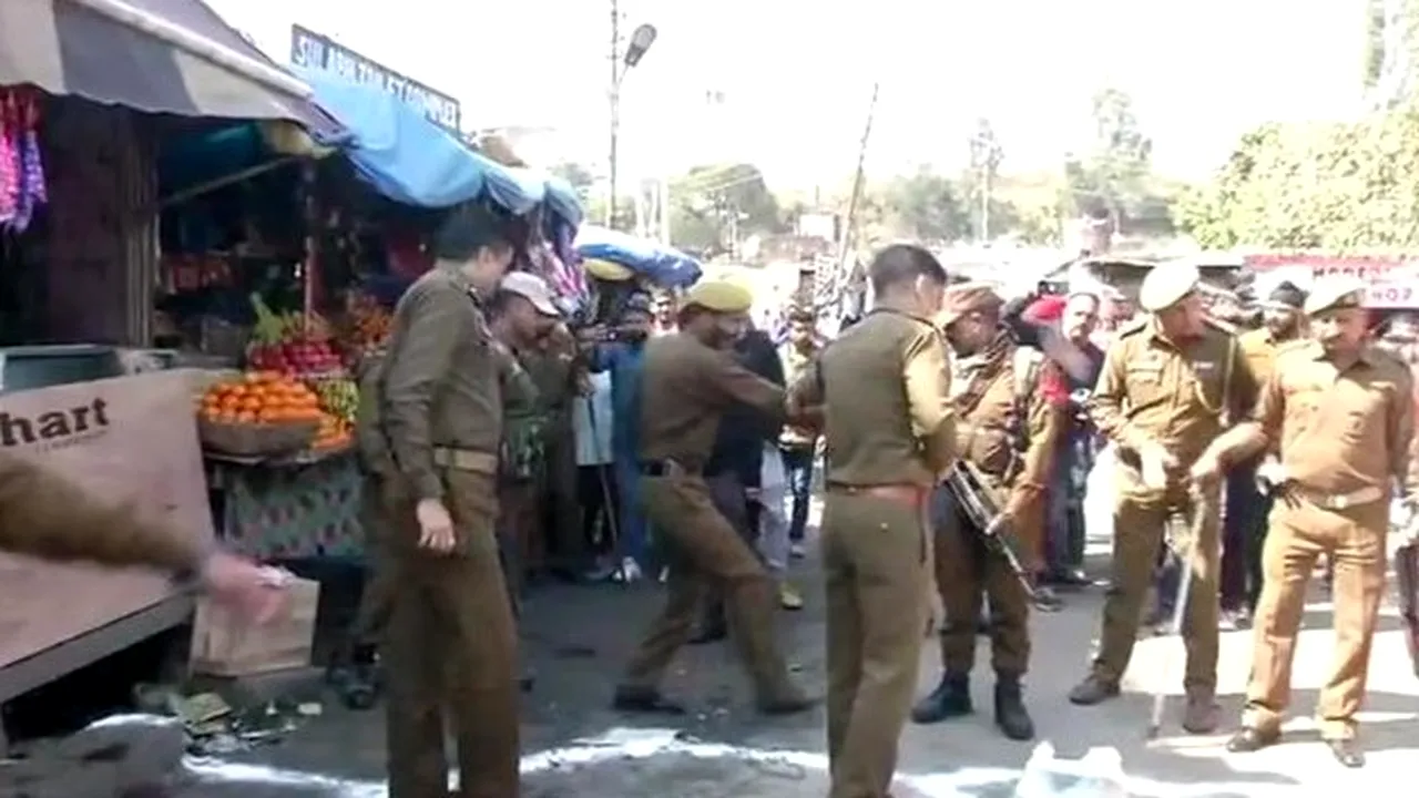 Un nou atentat în Kashmir. Numărul persoanelor rănite în oraşul Jammu din India a urcat la 29