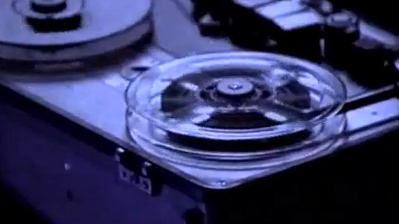 Topul celor mai proaste cântece din anii 1990. Ce melodie este pe primul loc? - VIDEO