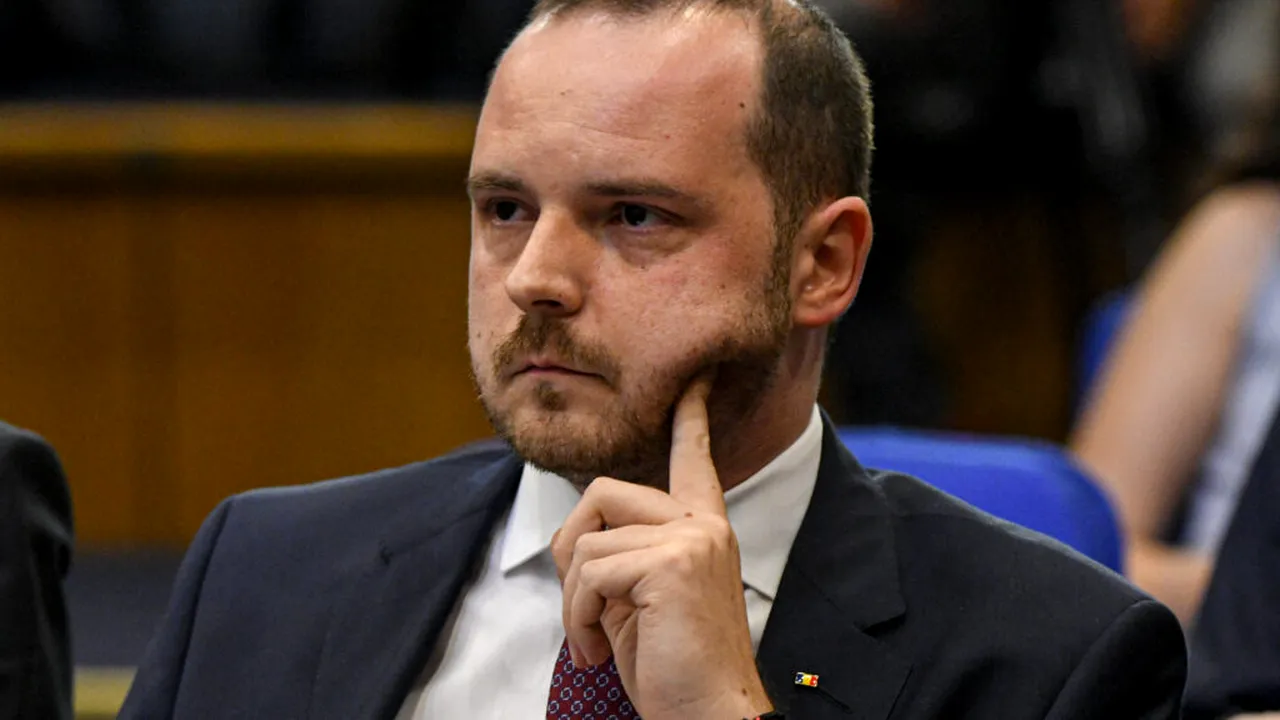 Rogobete, către deputatul USR Emanuel Ungureanu: Nu cred că e corect să legăm toate aceste cifre de această situaţie
