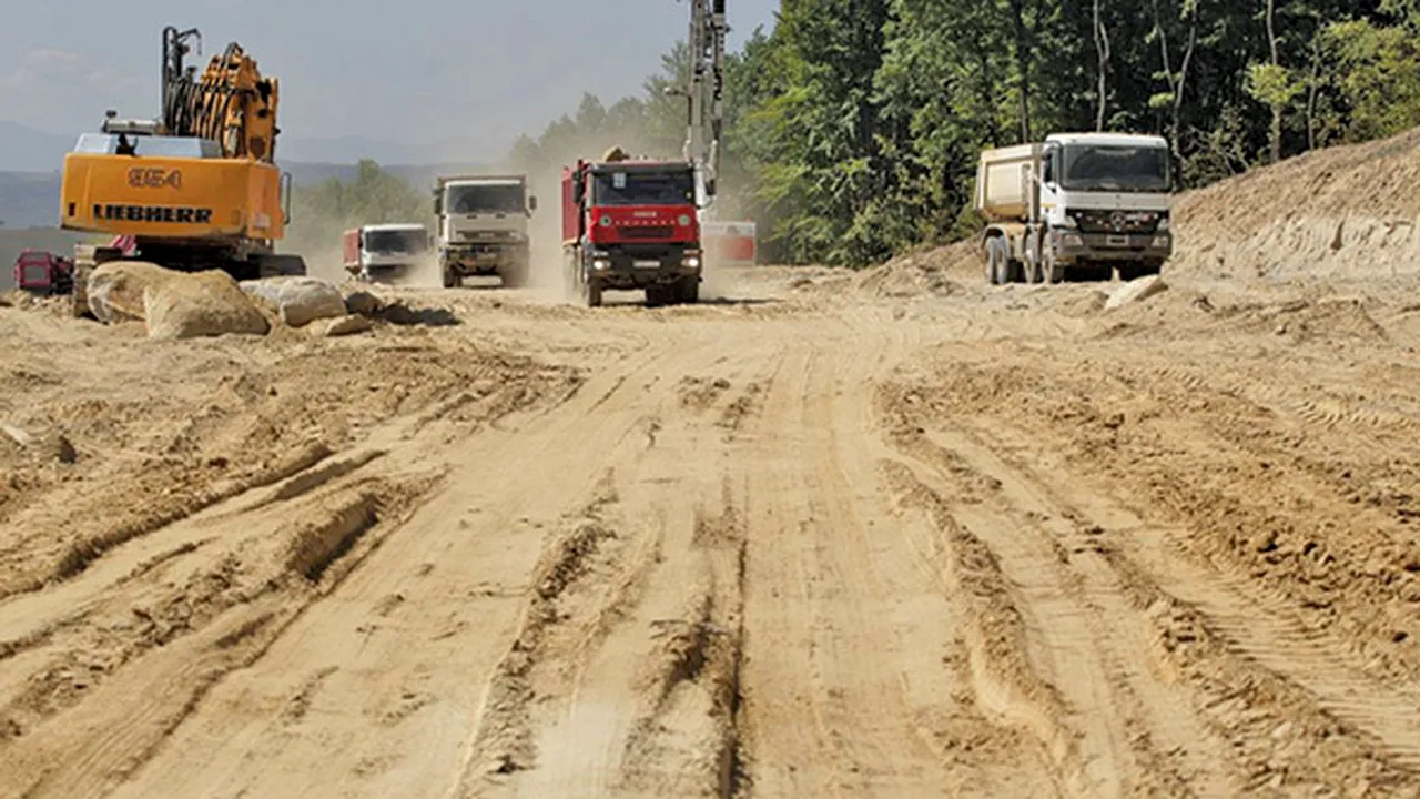 Revin autostrăzile din beton? Gabriel Budescu, CNAIR: Avem nevoie de o dezvoltare a industriei materialelor de construcţii pentru infrastructura rutieră din România. Cimentul rutier produs în România poate înlocui bitumul din import