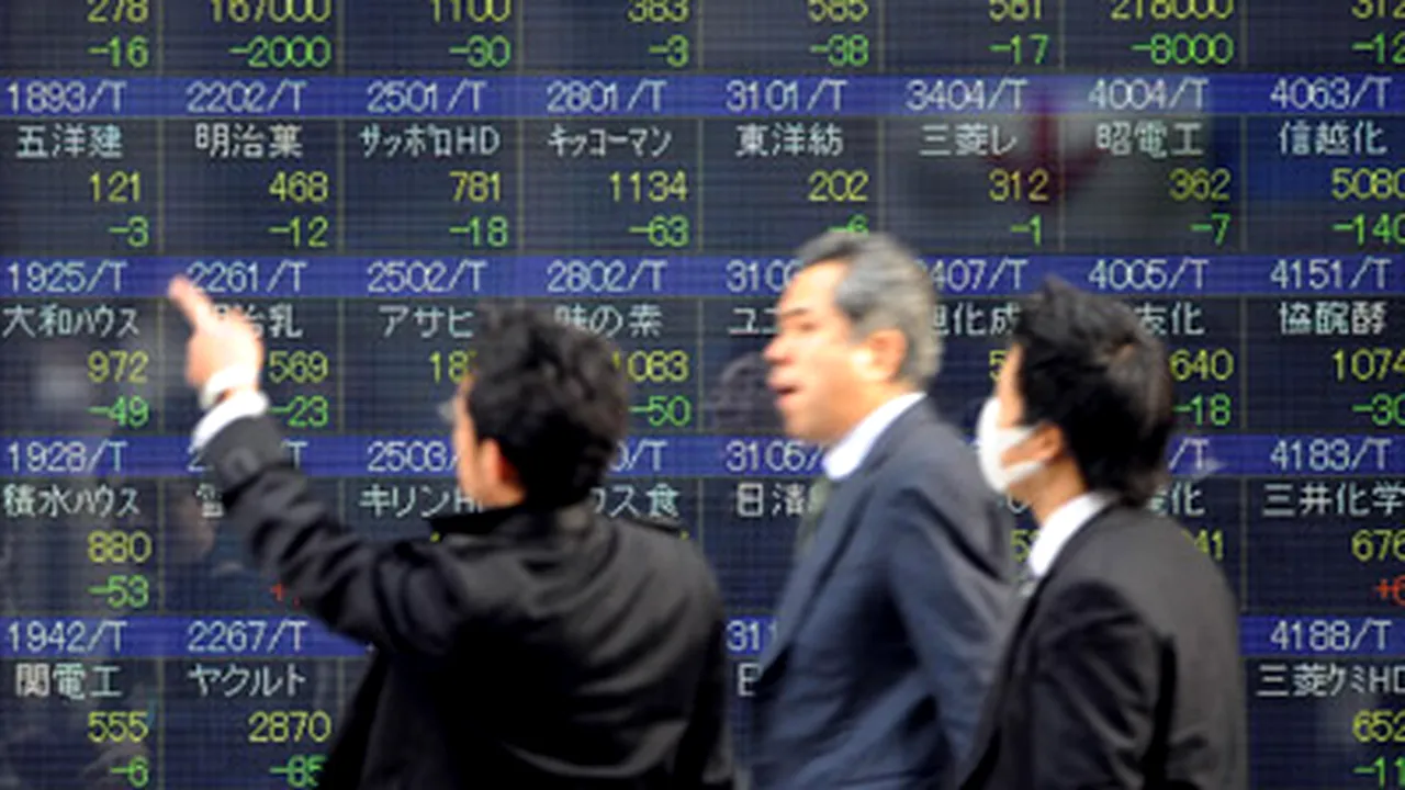 Nikkei a închis în urcare cu 4,5%