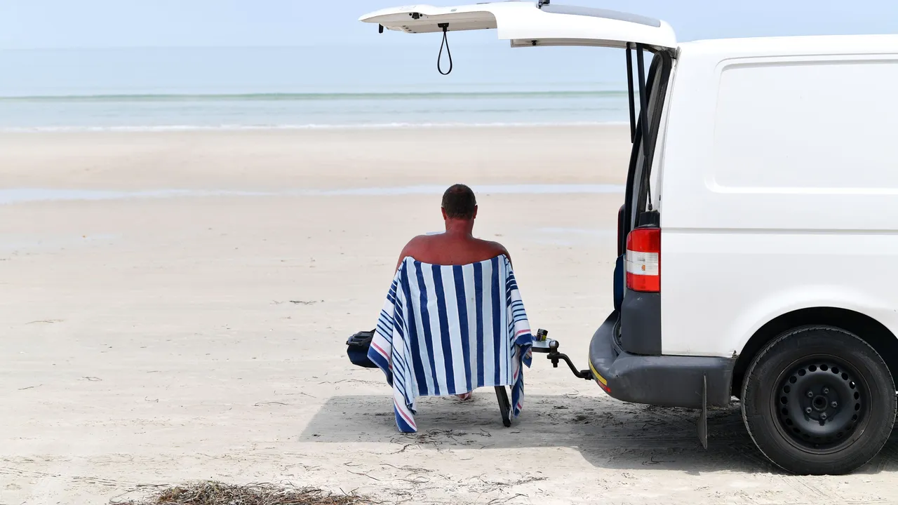 Cea mai fierbinte zi din istorie, în Australia. Ţara s-a transformat într-un cuptor, premierul s-a dus în vacanţă în Hawaii