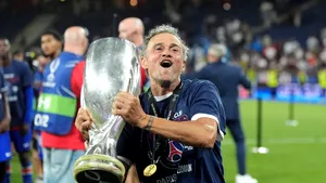 Paris Saint-Germain, campioana Europei, anunță prelungirea contractului cu antrenorul Luis Enrique