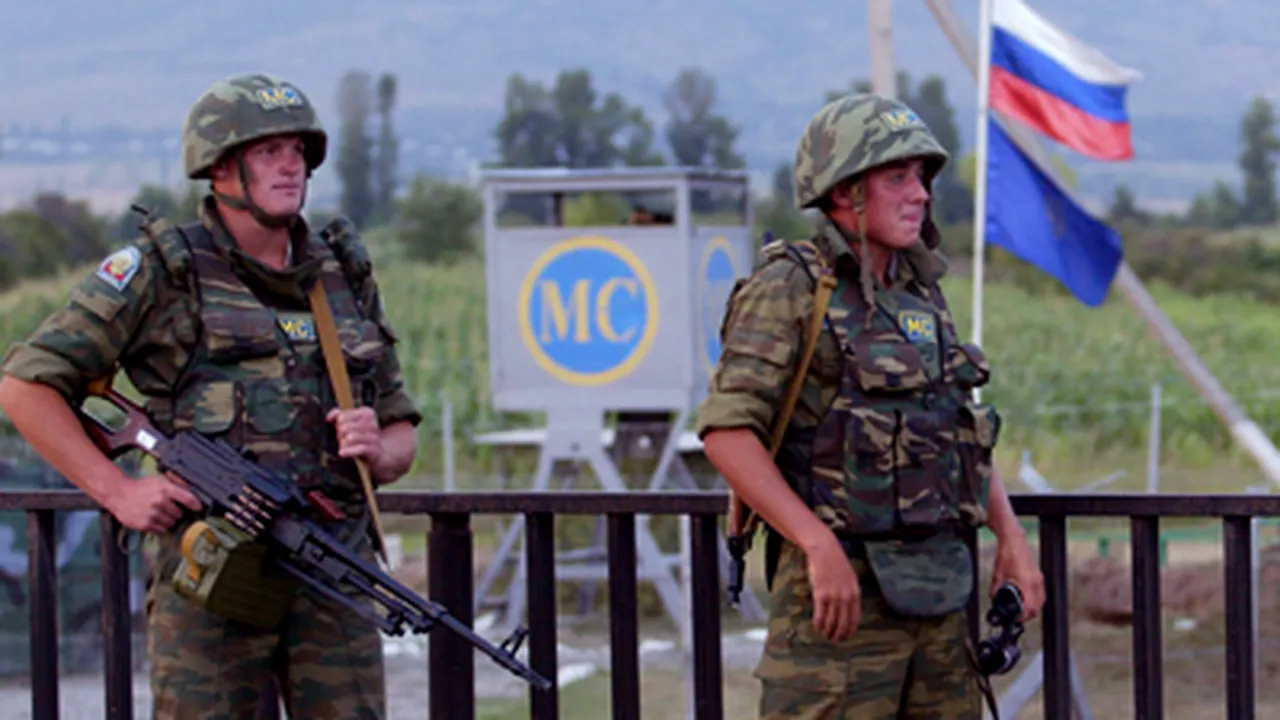 Rusia anunţă că a retras trupele din Georgia, Pentagonul o contrazice