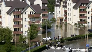Cel puţin 15 morţi în urma inundaţiilor produse în Polonia - VIDEO