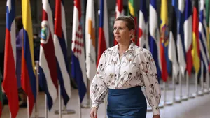 Premierul Danemarcei afirmă că Europa trebuie să se bazeze mai puţin pe tehnologia chineză