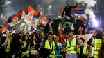 Serbia în a doua noapte de proteste, mii de oameni blochează drumurile principale