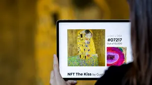 Last Chance to Register for NFTs of the digital Kiss by Gustav Klimt for Valentine’s Day