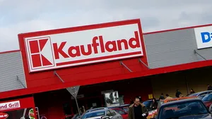 Kaufland: Produsele româneşti sunt o opţiune strategică, dar există PROBLEME cu legumele şi fructele