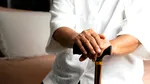 Vârstnicii azilului de bătrâni din Voluntari unde comisarii ANPC nu au putut intra, în spitale