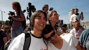 Căsătorii între persoane de acelaşi sex, legalizate în California