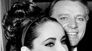 Elizabeth Taylor şi Richard Burton: o iubire prea mare ca să dureze