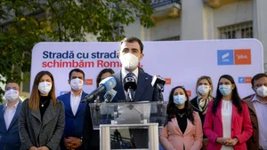 PREZENTUL FĂRĂ PERDEA Marius Oprea | În cei douăzeci de ani cu Iliescu şi Băsescu, ”omul nou” al lui Ceauşescu a ajuns la maturitate şi azi face politică