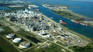 Seceta amenință producția de benzină în SUA: un hub energetic ar putea opri mai multe rafinării