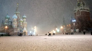 Primarul Moscovei le reproşează meteorologilor că nu au anticipat ninsorile abundente