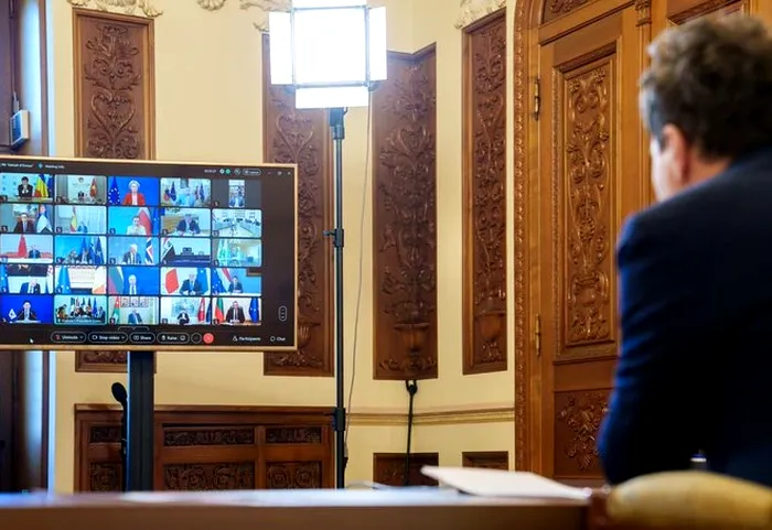 POLITIC Nicușor Dan, după videoconferința privind libertatea navigației maritime în Strâmtoarea Ormuz: Accentul a fost pus pe asigurarea redeschiderii și securizării pe termen lung a rutelor maritime